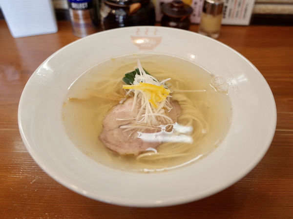 「ゆず塩らぁめん…950円‬」@公園前の写真