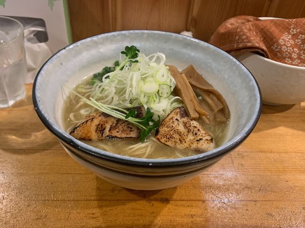 「鰤塩らあめん」@めんや 正明の写真