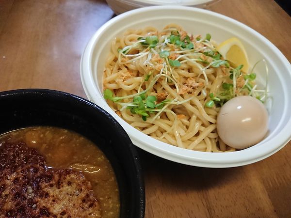 「焦がしチーズのカレーつけ麺(中盛)870円(テイクアウト)」@中華蕎麦 瑞山（ZUIZAN）の写真