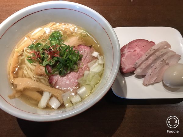 「虎徹そば(塩)＋特製＋替え玉」@麺や 虎徹の写真