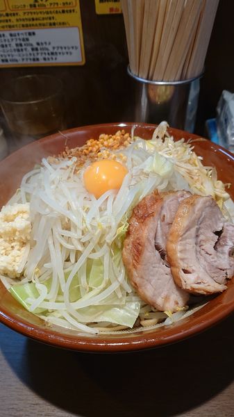 「汁なし大、麺マシ、白髪ネギ  野菜  ニンニク  アレ」@豚山 大森店の写真