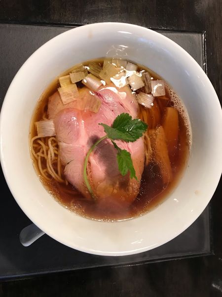 「地鶏丹波黒どり醤油らぁめん 880円」@KaneKitchen Noodlesの写真