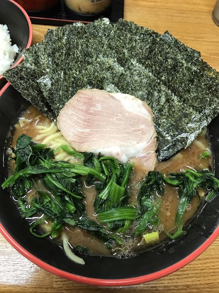 「のりほうれん草ラーメン＋♾ライス」@麺家 紫極の写真