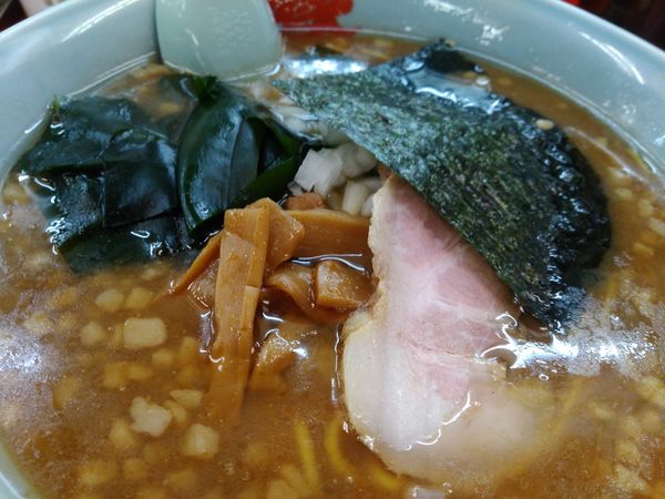 「プレミアム醤油ラーメン」@ラーメン山岡家 土浦店の写真