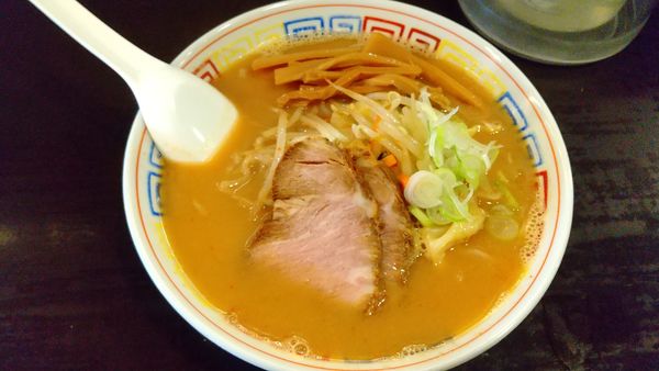「札幌味噌らーめん（ゲリラ限定）850円」@づゅる麺 池田の写真
