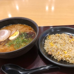 九州自動車宮原SA（上り） フードコートの画像