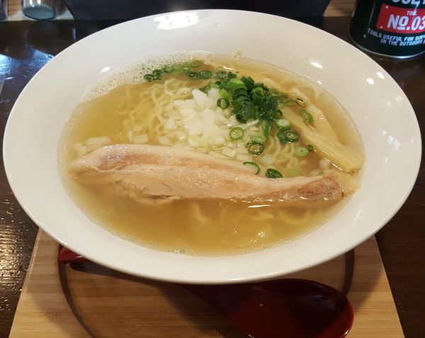 「純煮干しらーめん 白」@ラーメンは好きですかの写真