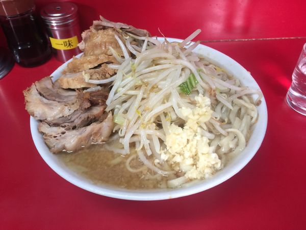 「ラーメン小+豚増し」@ラーメン二郎 西台駅前店の写真
