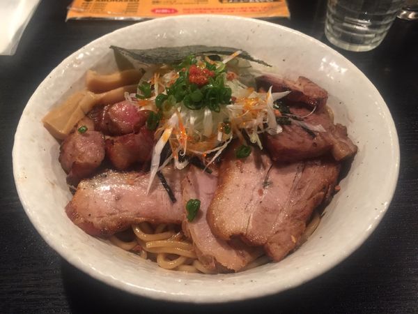 「ABURASSO+炙りチャーシュー」@BASSO ドリルマンの写真