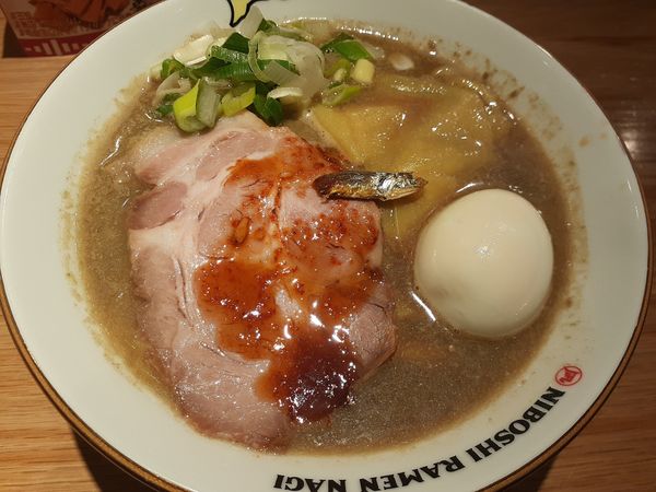 「すごい煮干ラーメン味玉入り」@すごい煮干ラーメン凪 池袋西口店の写真