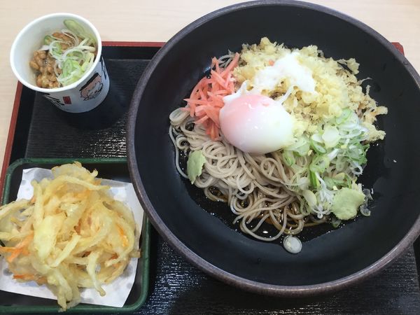 「朝そば玉子・温玉+納豆(¥360+クーポン)」@ゆで太郎 淡路町店の写真
