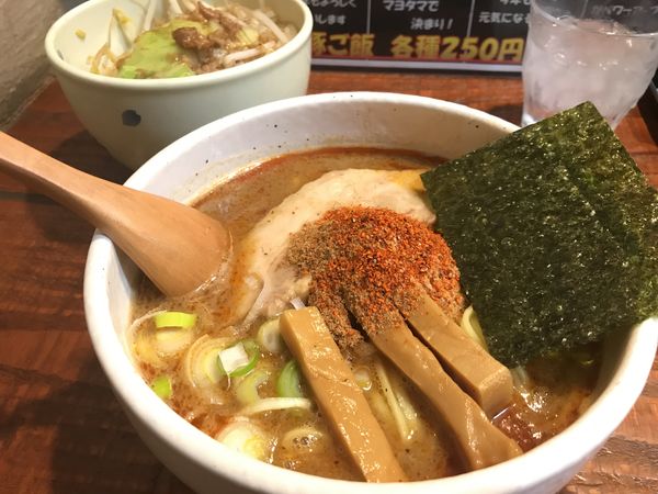 「辛辛魚らーめん  ジロベジ」@麺処 井の庄 立川店の写真