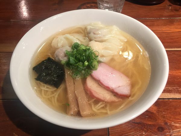 「特製ワンタン麺(ハーフ)白だし」@八雲の写真