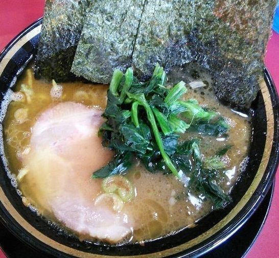 「ラーメン　７００円」@家系ラーメン とらきち家の写真