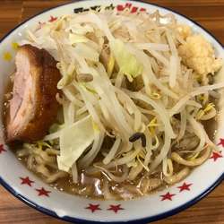 ラーメン　中　850円