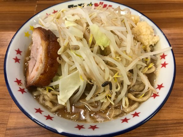 「ラーメン　中　850円」@ラーメン☆ビリープラスの写真