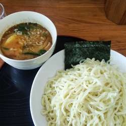 つけ麺¥800（大盛り無料）