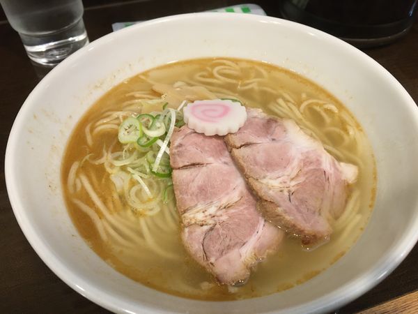 「塩ラーメン」@らーめん紬麦の写真