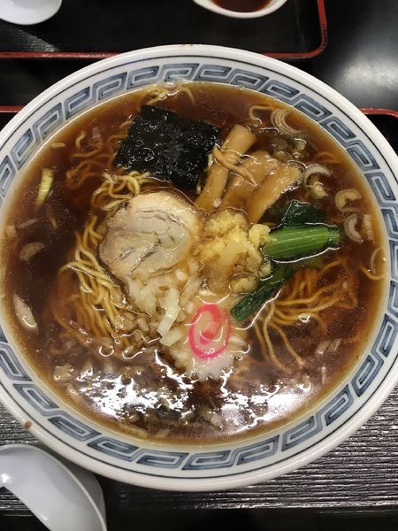 「にんにくラーメン(大盛)」@三ツ木屋食堂の写真