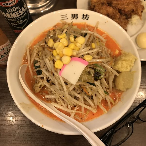 「辛タンカラ」@濃厚タンメン 三男坊の写真