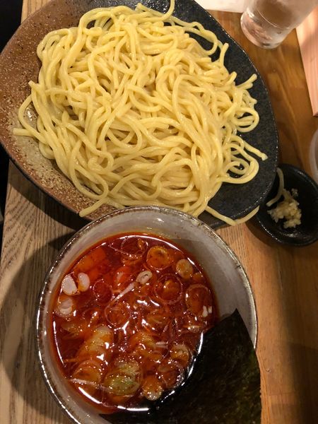 「辛味つけ麺大盛、辛味MAX、すりつぶしニンニク」@つけ麺屋 やすべえ 赤坂店の写真