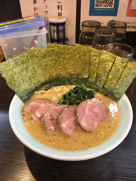 「ラーメン(チャーシュー・のり増し)」@雷家の写真