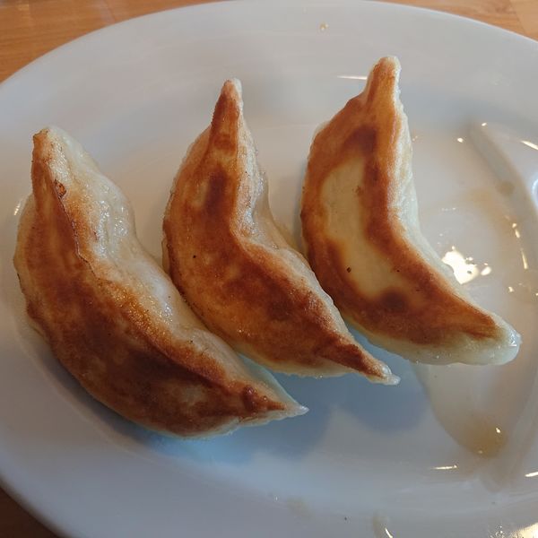 「味噌ラーメン710円、餃子セット200円」@響の写真