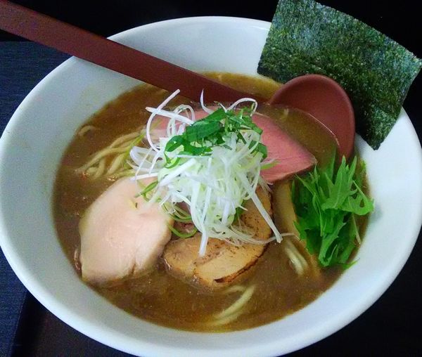 「濃厚煮干しラーメン大盛」@麺や はまじの写真