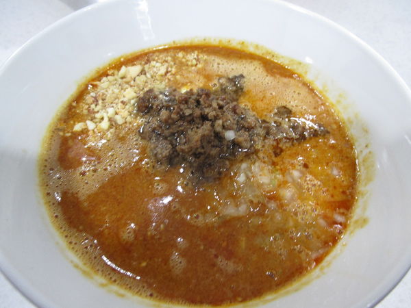 「【限定】ナッツを感じる？担々麺　１０００円」@ラーメン星印の写真