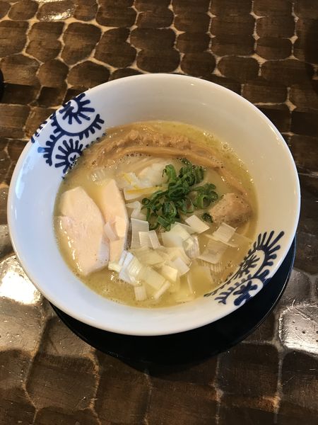 「純鶏蕎麦　850円」@特級鶏蕎麦 龍介の写真