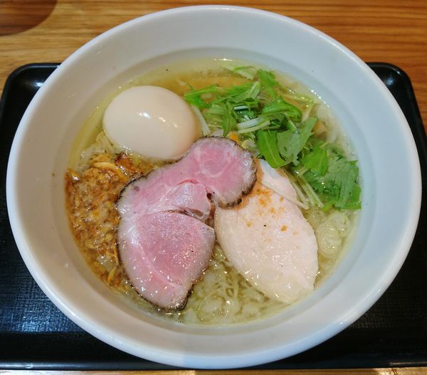 「【限定】鶏そば＋味玉」@つけめん・らーめん・煮干そば 金狼の写真