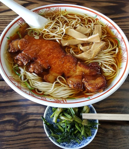 「特製いろはらあめん」@いろは食堂の写真