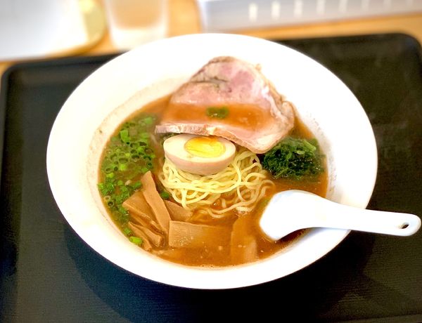 「煮干出汁ラーメン」@モモヤの写真