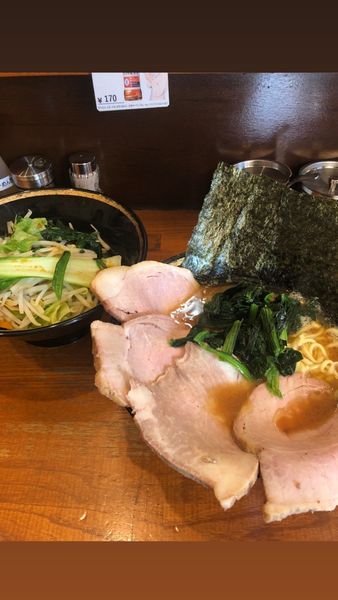 「チャーシュー麺＋野菜畑」@末廣家の写真