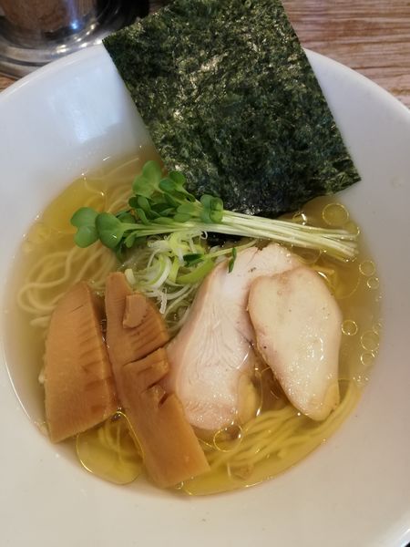 「塩らぁ麺」@麺s慶の写真
