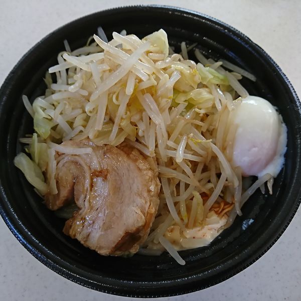 「持帰まぜそば 680えん」@ジャンクガレッジ 北浦和店の写真