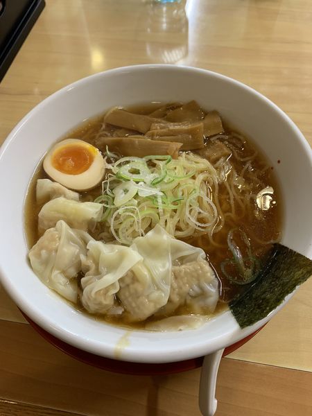 「ワンタン麺 620円」@来来軒 大宮西口店の写真