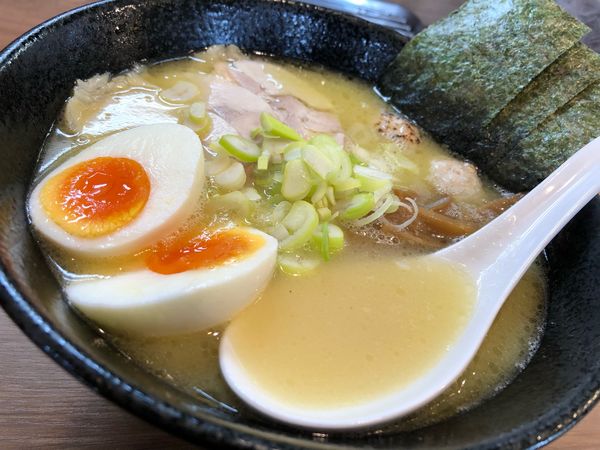 「特白湯鶏そば」@鶏そば光潮の写真