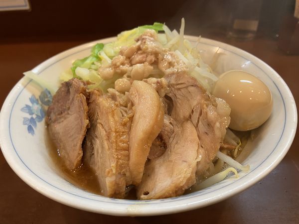 「豚増しらーめん大盛＋味付玉子（ﾔｻｲ ｾｱﾌﾞﾗﾁｮｲﾏｼ ）」@らーめん陸の写真