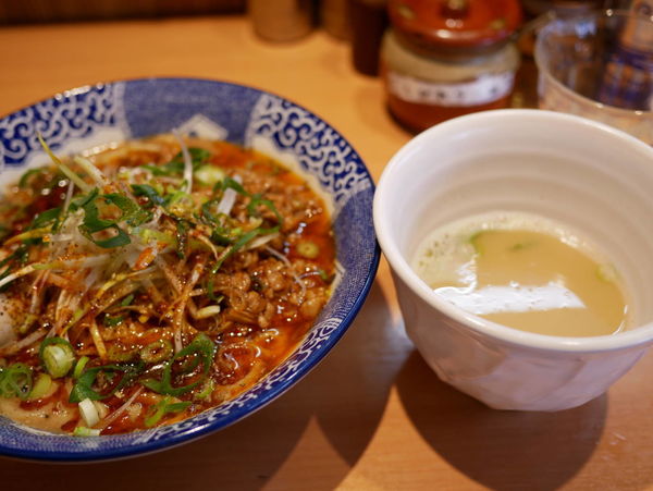 「汁なし担々麵」@中華そば 虎桜の写真
