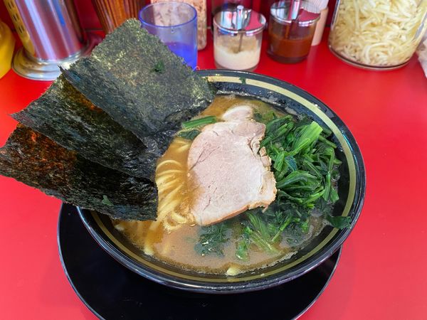「ラーメン　ほうれん草増し」@家系ラーメン 王道 神道家の写真
