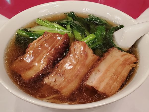 「扣肉湯麺」@順海閣 本館の写真