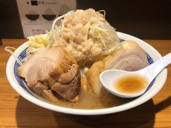 「豚玉ラーメン 大」@びんびん豚の写真