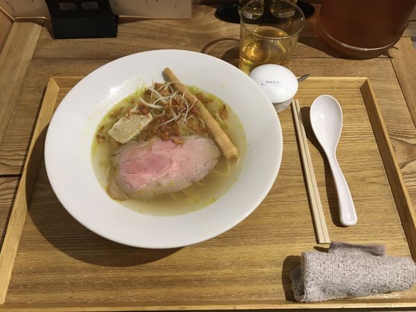 「しょっつるらーめん」@清湯豚骨白醤油拉麺 LABO麺の写真