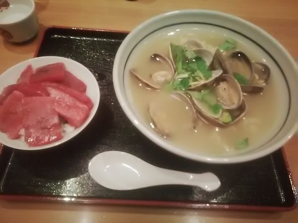 「浅利そば(950円)+鮪丼(300円)」@味処 むさし野の写真