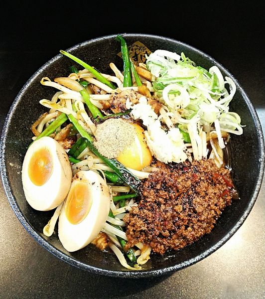 「ドラコンまぜそばDX 1050円」@まぜそば小島屋の写真