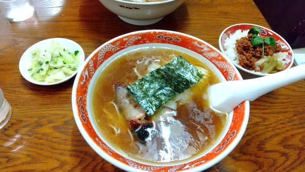 「Aセット（支那そば、醤肉飯、キャベツ漬）1020円」@支那ソバ かづ屋の写真