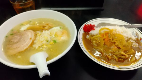 「玉子入り塩ラーメン750円」@宗楽の写真