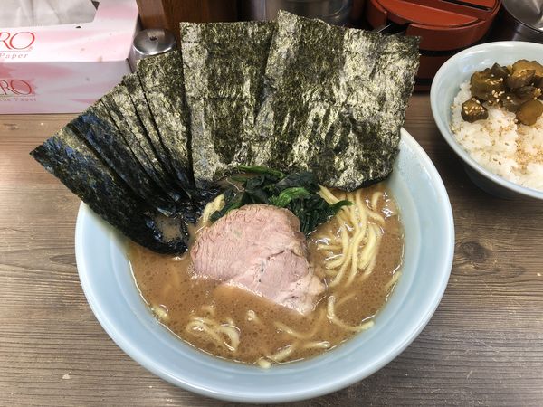 「ラーメン　並」@横浜らーめん 渡来武の写真