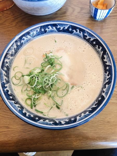 「豚骨ラーメン」@博多ラーメン げんこつの写真